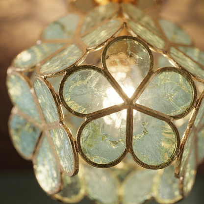 Floralis | Zabawna, elegancka lampa sufitowa z akrylu w kształcie kwiatu